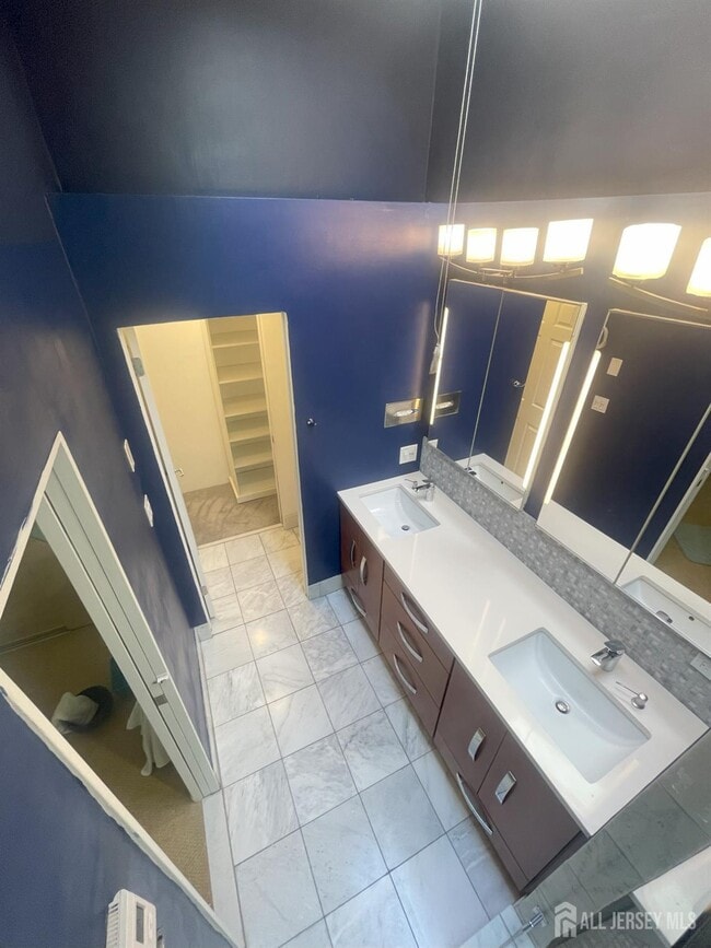 Building Photo - 24 Ginger Ct