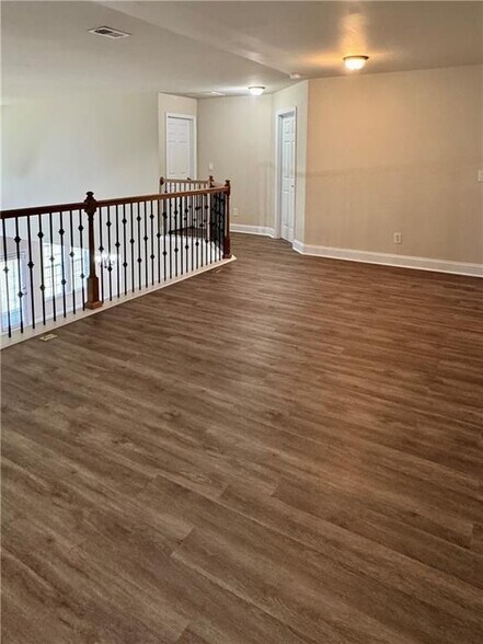Building Photo - 3606 Rosecliff Trace NE