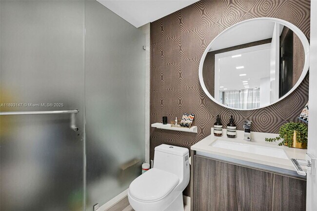 Building Photo - 488 NE 18th St