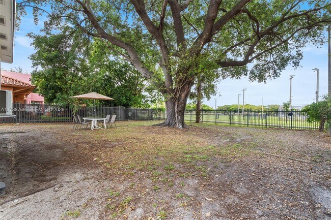 Building Photo - 4853 NW 15th Ave