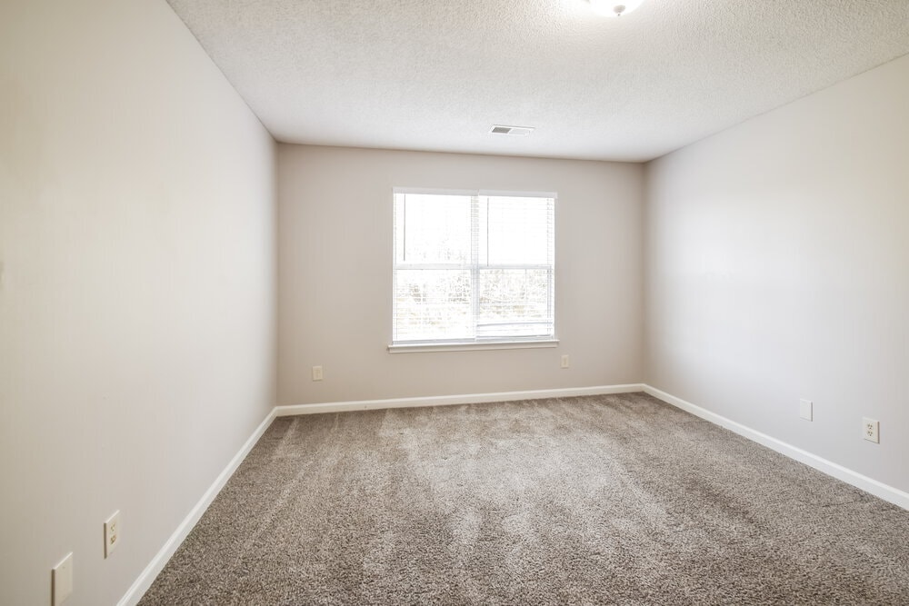 Building Photo - 7027 Maple Grove Rd