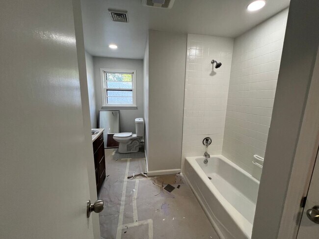 Building Photo - 485 Peet St