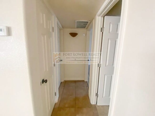 Building Photo - Beautiful 3 bed 2.5 bath home in Phoenix