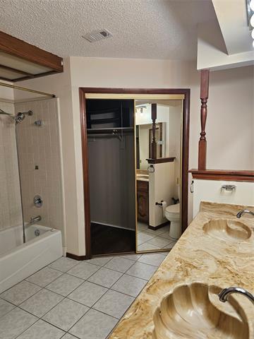 Building Photo - 812 Rush Creek Dr
