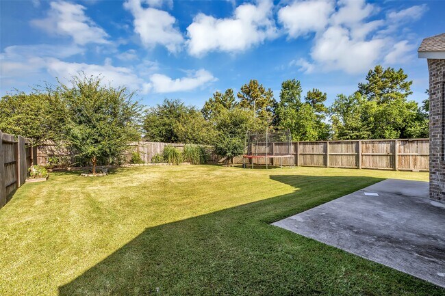 Building Photo - 16838 Ellicott Rock Dr