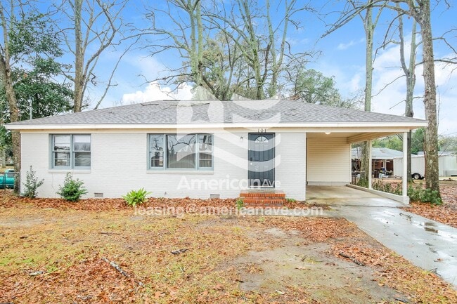 Building Photo - 101 Briardale Ave