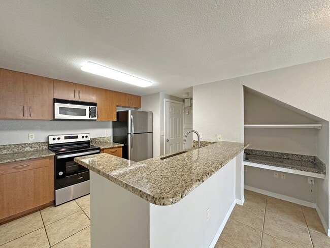 Building Photo - 152 SW Peacock Blvd