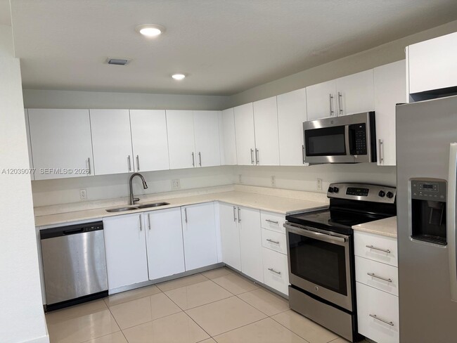 Building Photo - 25680 SW 143rd Path
