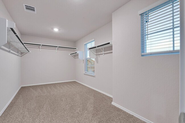 Building Photo - 171 Little Owl