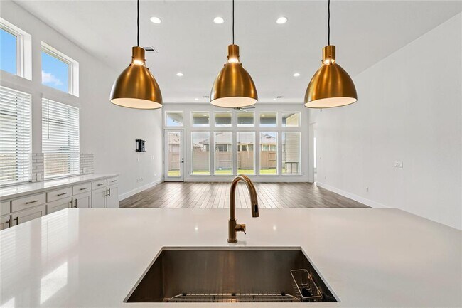 Building Photo - 7608 Boyd Hvn Dr