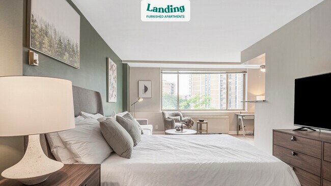 Building Photo - 1200 S Courthouse Rd