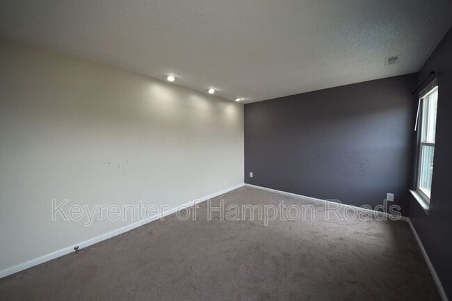 Building Photo - 1197 Dovetail Ct