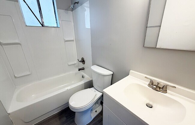 Interior Photo - Shiloh 331