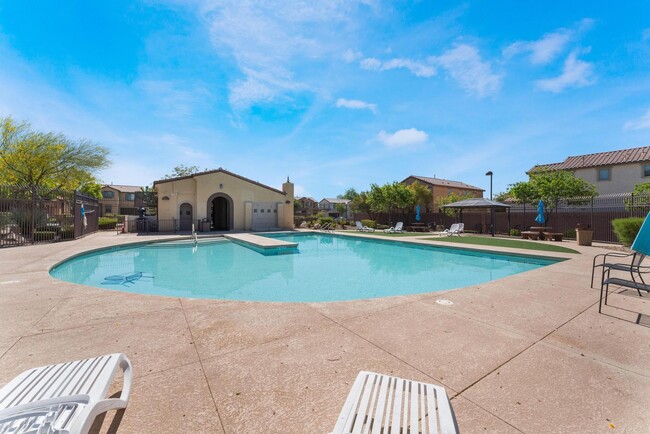 Building Photo - Gated Community  Home