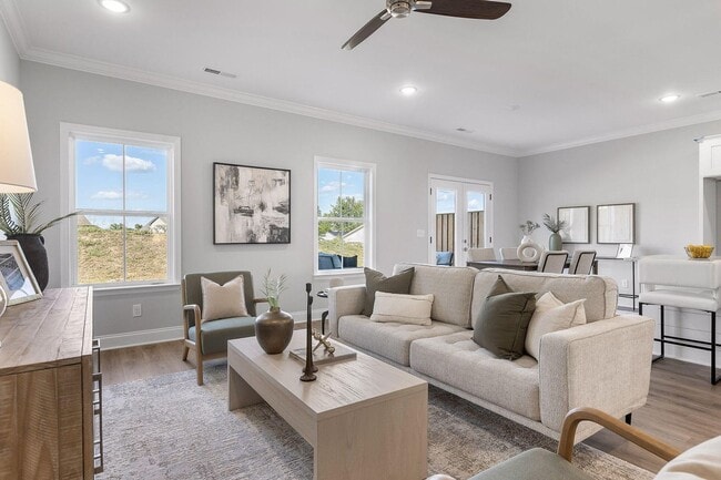 Building Photo - NEW 2 Bedroom Townhome in Cleveland!