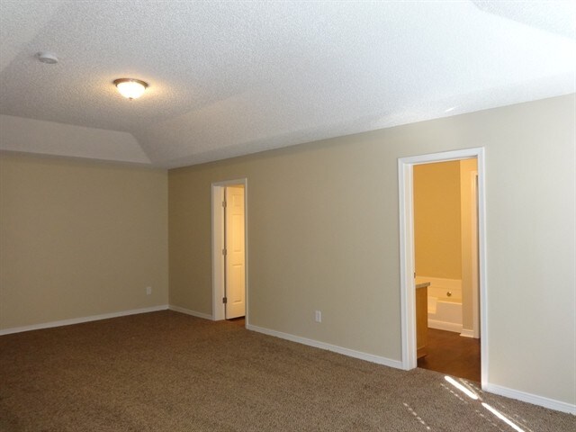 Building Photo - 9868 Oxford Station Drive