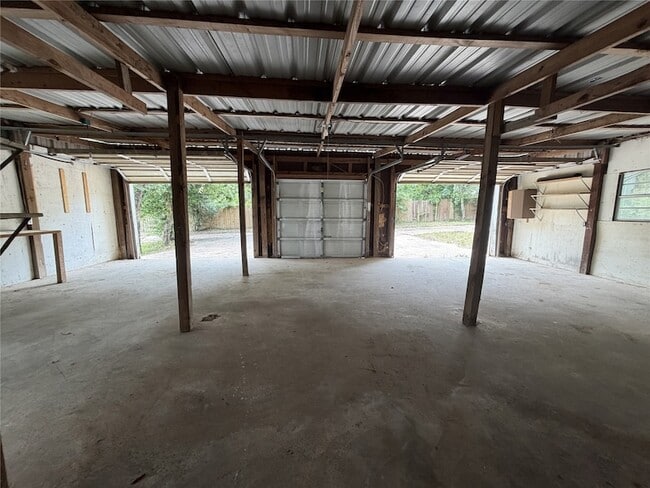 Building Photo - 9084 Peggy Dr