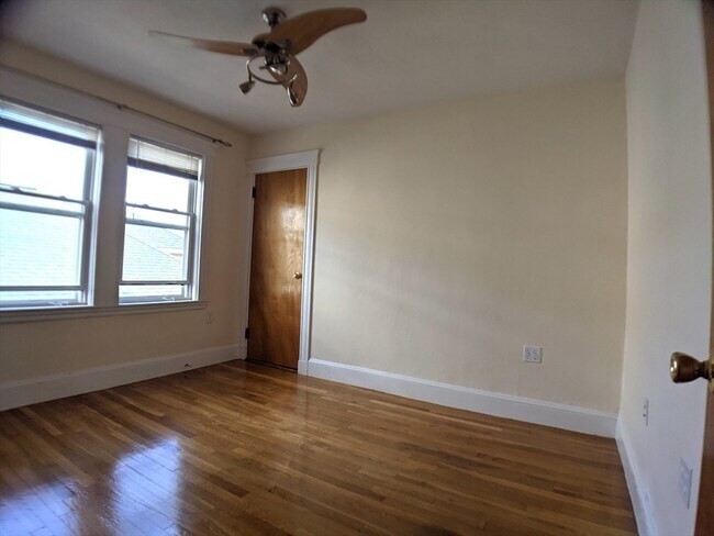 Building Photo - 67 1st St
