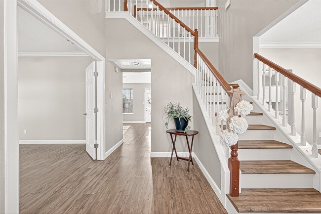 Building Photo - 14015 Wheatbridge Dr