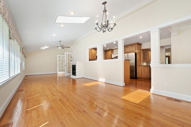 Building Photo - Breathtaking Classic Estate in Falls of New Hope