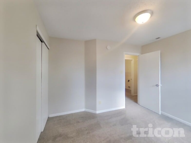 Building Photo - 7665 Mansfield Way