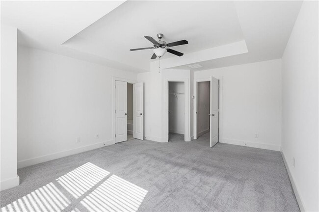 Building Photo - 6413 Shalks Xing Dr