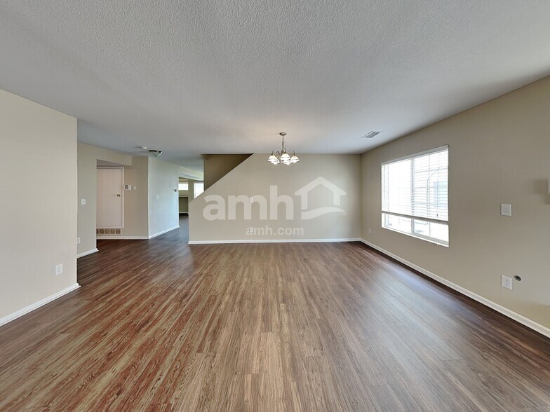 Building Photo - 21630 E Stoll Pl