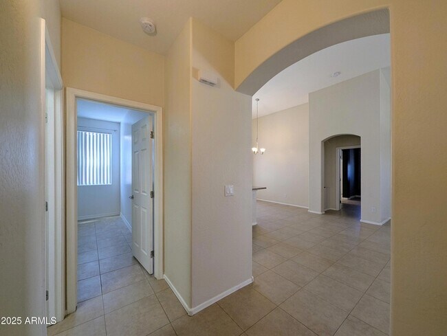 Building Photo - 3731 W St Kateri Dr