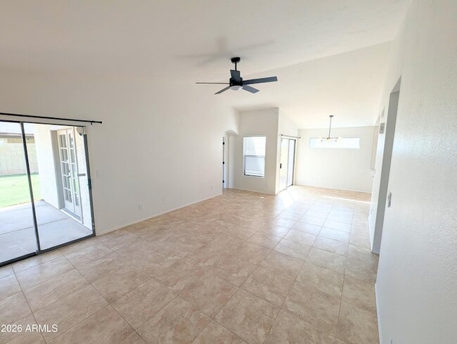 Building Photo - 11807 N 76th Ave