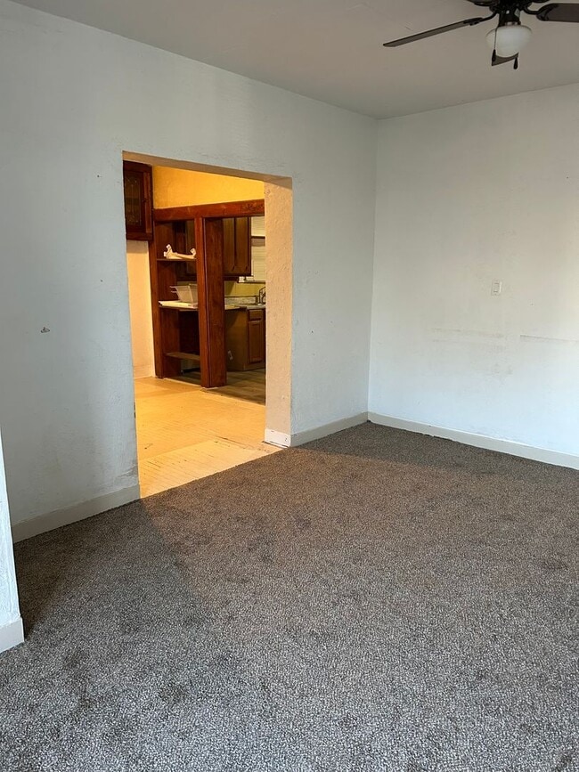 Building Photo - 818 Placer St