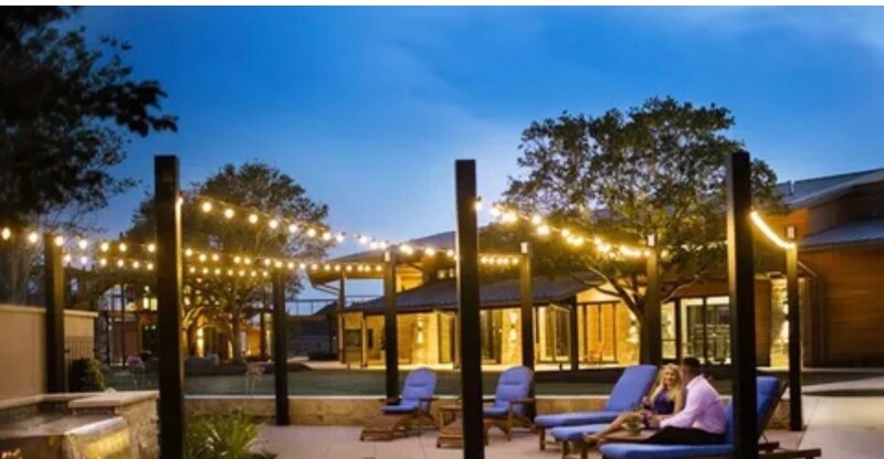 Building Photo - 6903 Shoreline Vw Dr