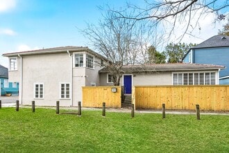 Building Photo - dsk638