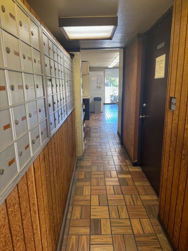 Building Photo - Likini West Studio Unit. Salt Lake Neighbo...