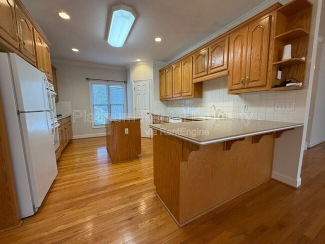 Building Photo - 3440 Alexander Cir