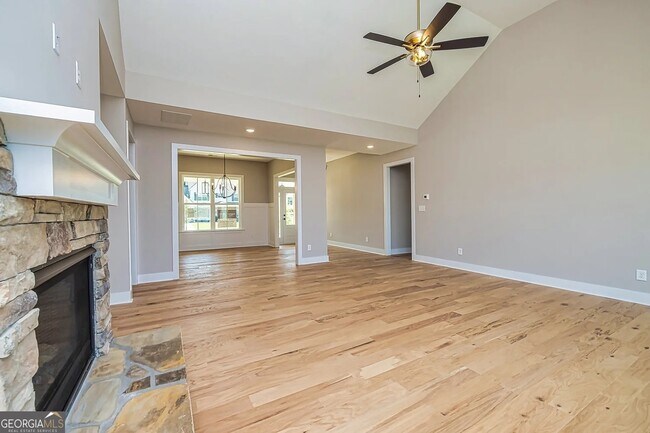 Building Photo - 69 Oakhurst Trail