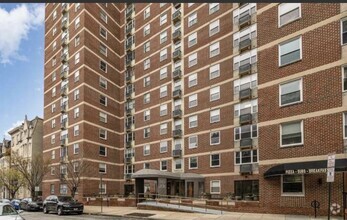 Building Photo - 1BD/1BA Charming Baltimore Condo