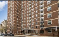 Building Photo - 1BD/1BA Charming Baltimore Condo