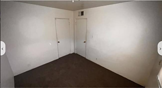 Building Photo - 731 W University Dr
