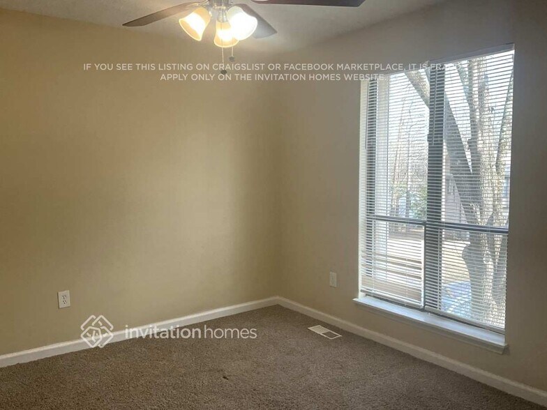 Building Photo - 2055 Brookstone Ct