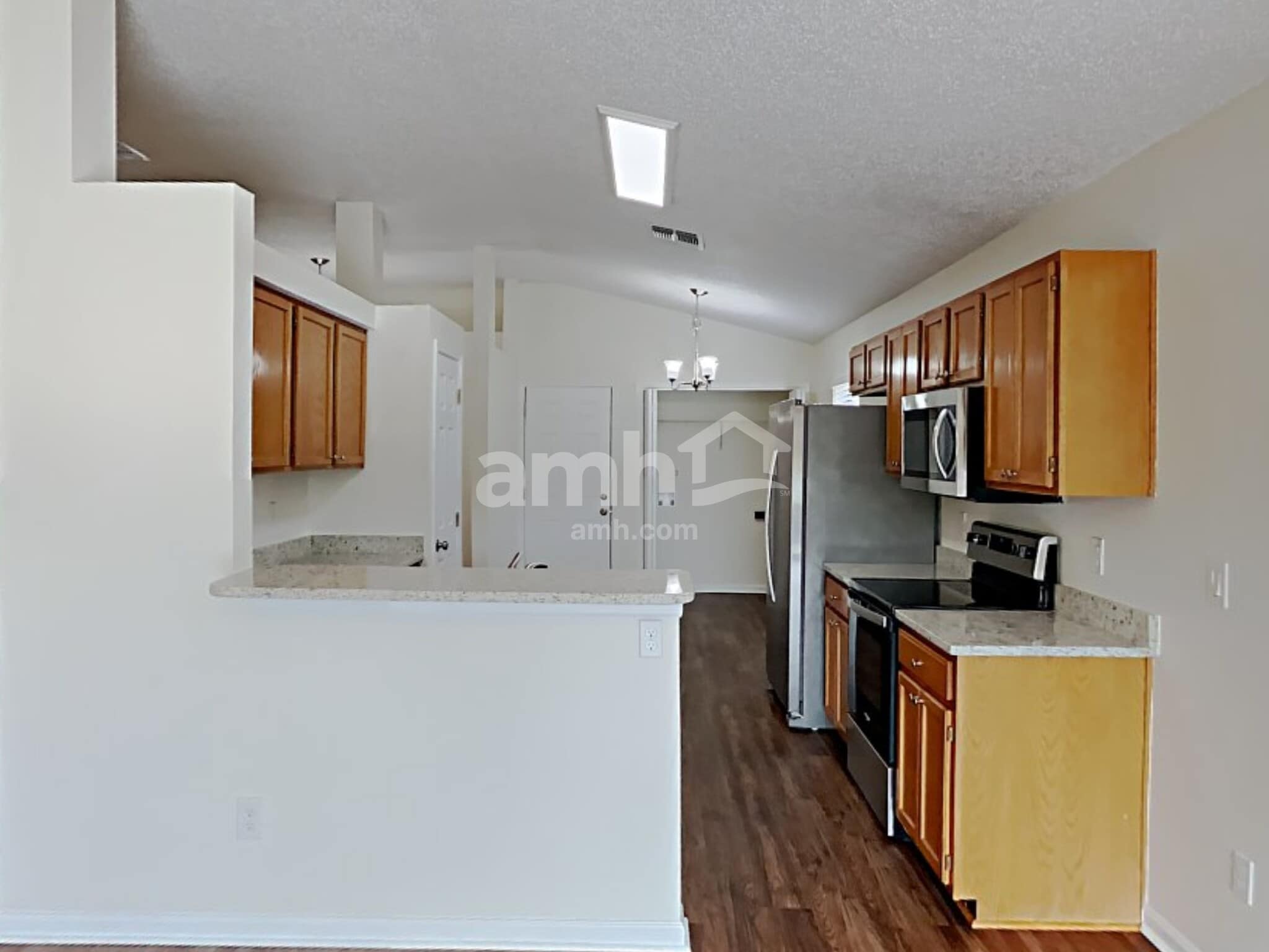 Building Photo - 7590 Fawn Lake Dr N