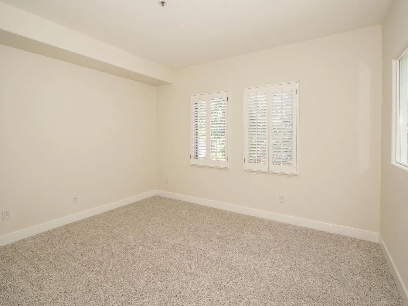 Building Photo - 233 Homer Ave