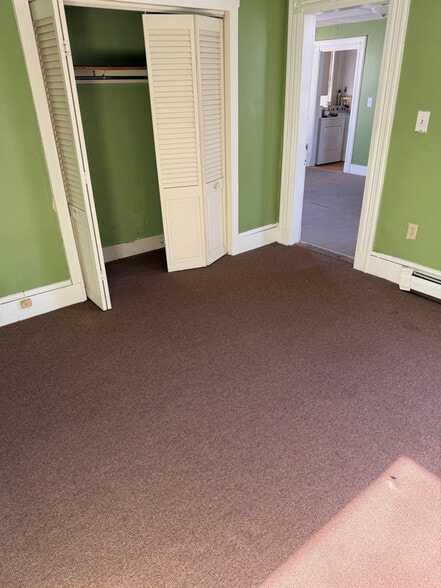 Building Photo - 198 Summer St