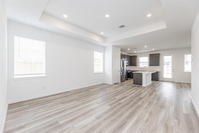 Building Photo - 9711 Burlington Bristol Dr
