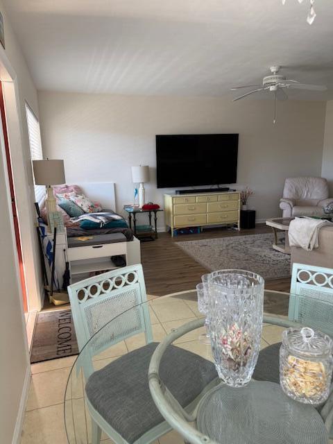 Building Photo - 2840 Lake Osborne Dr