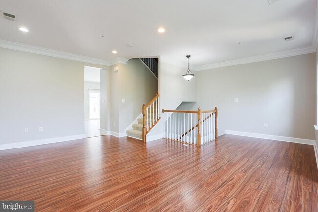 Building Photo - 13538 Waterford Hills Blvd