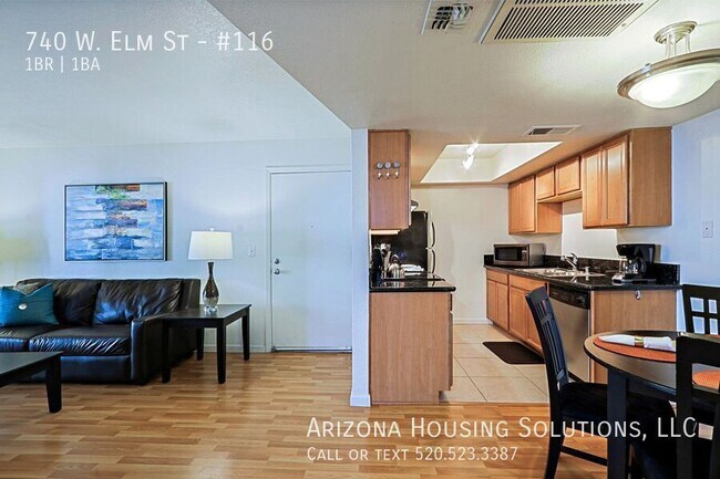 Building Photo - 740 W Elm St