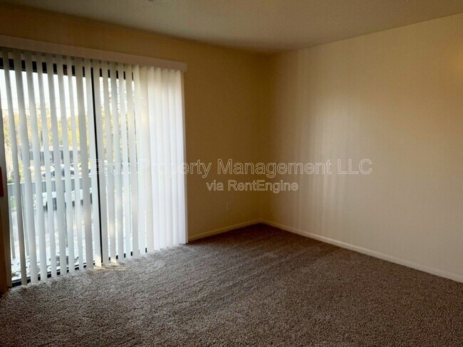 Building Photo - 505 Cross Creek Rd