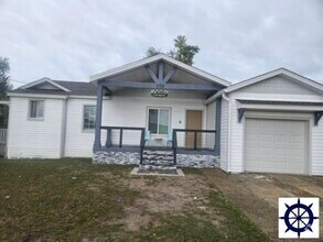Building Photo - 308 S McArthur