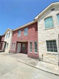 Building Photo - 8 S 48th Ln