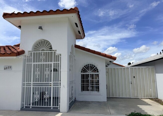 Building Photo - 8859 NW 110th Ln